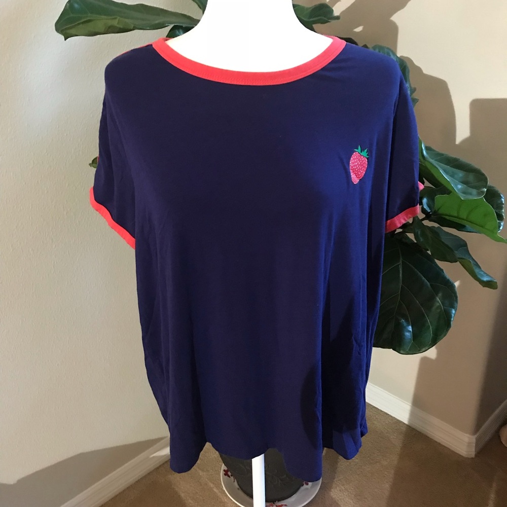 Forever 21 + Blue Retro Strawberry Top Plus Size
